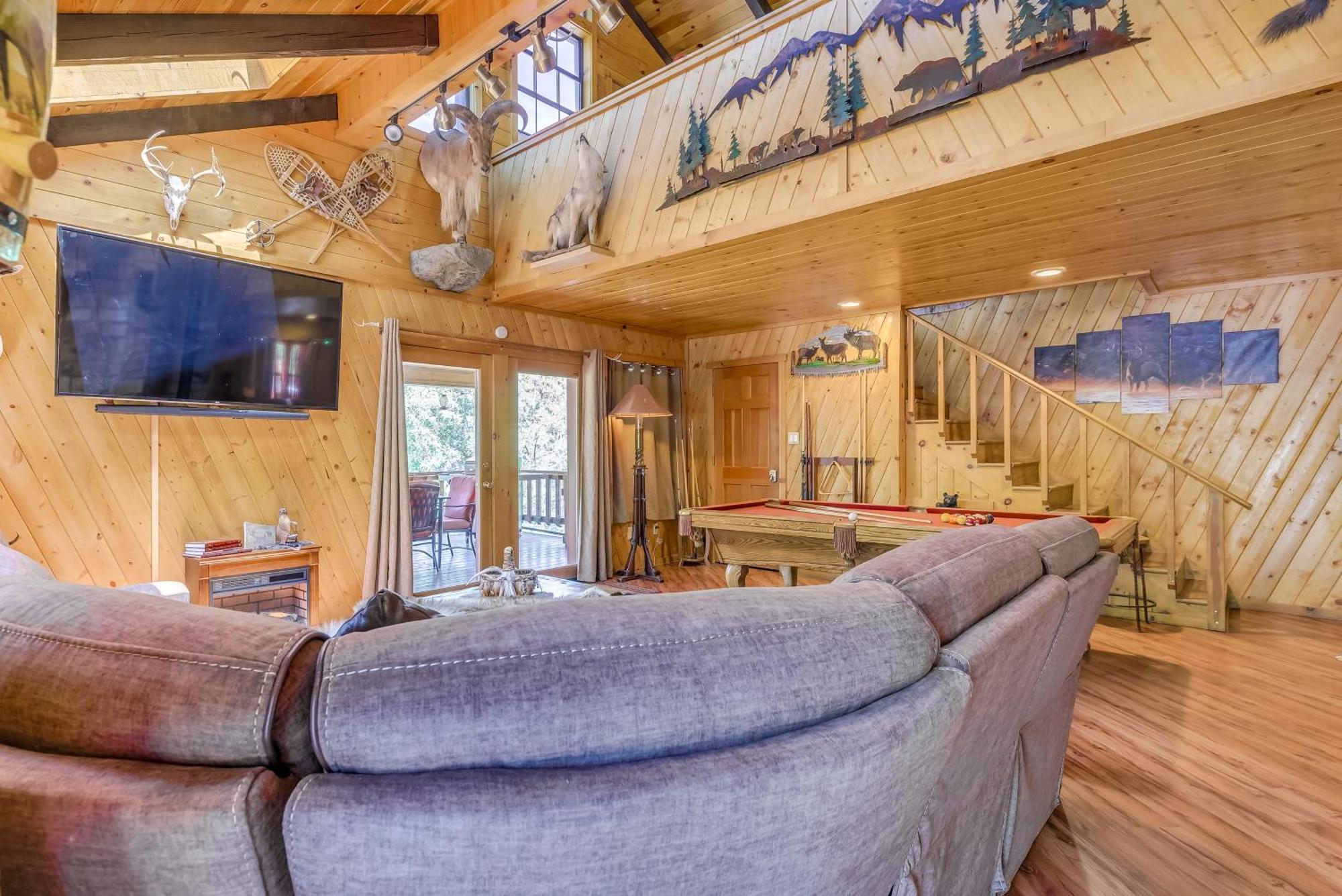 Unique Bear Country Cabin In Ruidoso With Hot Tub! Екстер'єр фото